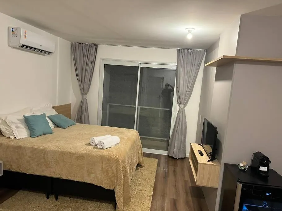 Studio Novo No Centro De Florianópolis 0*,  Brasil